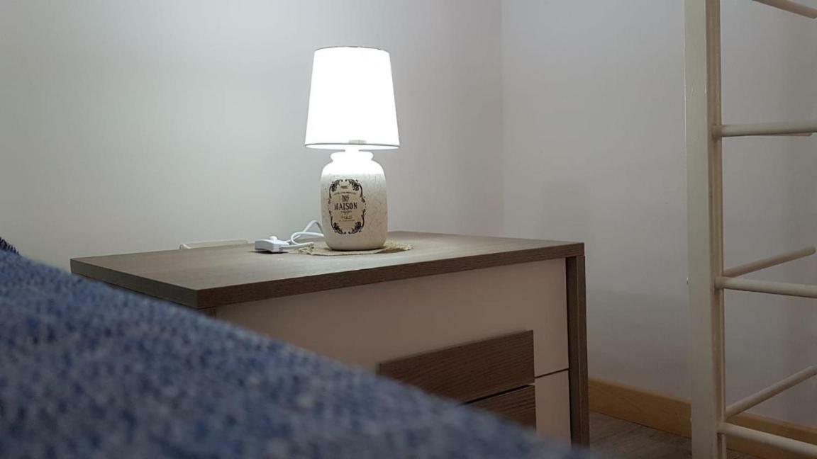 Appartamenti Laura Wi-Fi Curti Екстер'єр фото